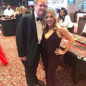 Dress the population, long burgundy sequin dress, size L